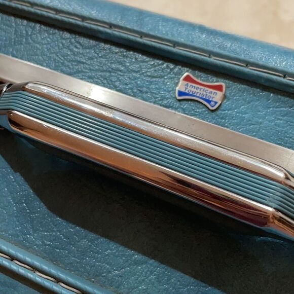 ♥️ Vintage American Tourister Aqua Blue Luggage - Picture 3 of 14